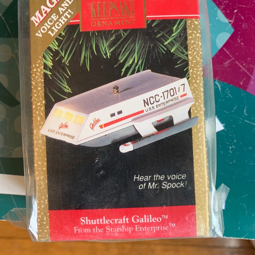 HALLMARK STAR TREK SHUTTLECRAFT GALILEO NEW IN BOX